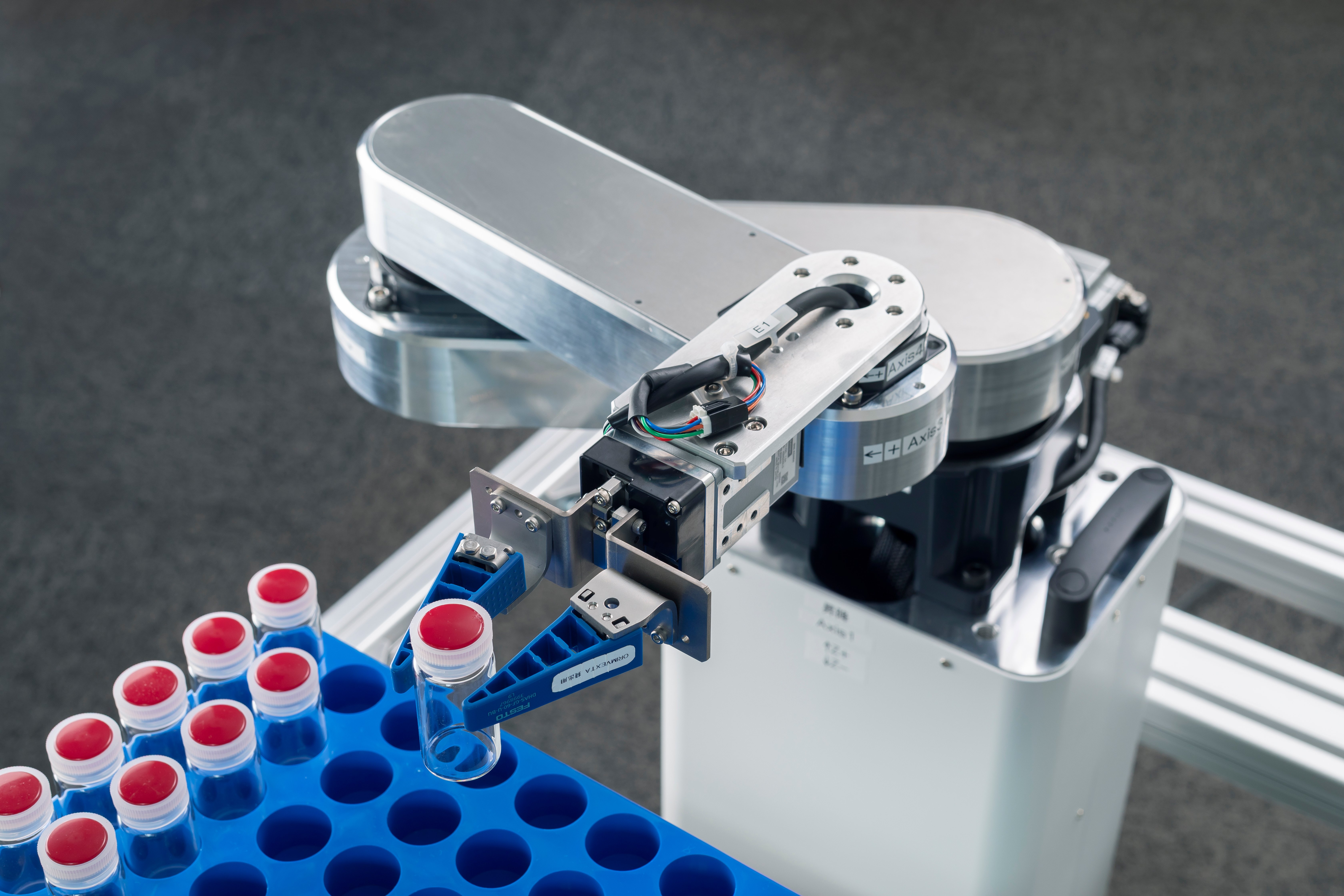 OVR Series Full 360° Type SCARA Robot performing a pick and place operation